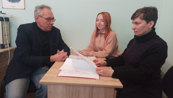 Зустрі з випускницями: вчителем географії Сумської ЗОШ І-ІІІ №15 імені Дмитра Турбіна і викладачем географії Недригайлівського ВПУ